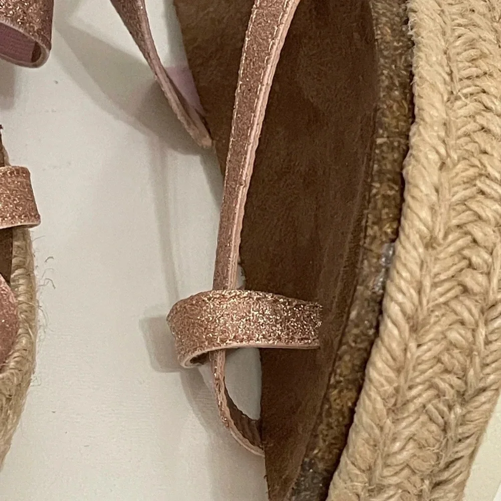 Madden Girl Metallic Rose Gold Espadrilles Sandal Size 7.5 platform
